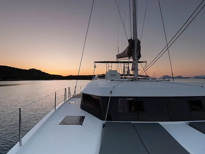 Dufour Catamaran 48 - 