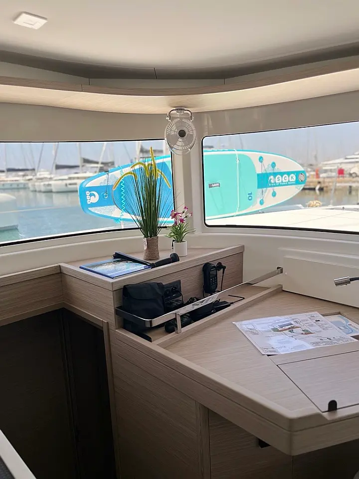 Lagoon 46 (LUXURY Equipped, SKIPPERED only) - 