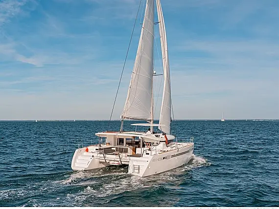 Lagoon 450