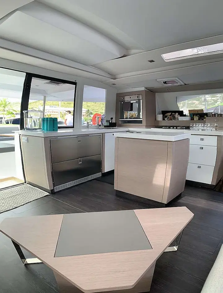Fountaine Pajot Saona 47  - 