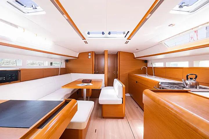Sun Odyssey 440 - 