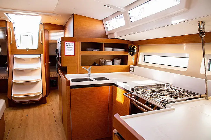 Sun Odyssey 490 4 cabins - 