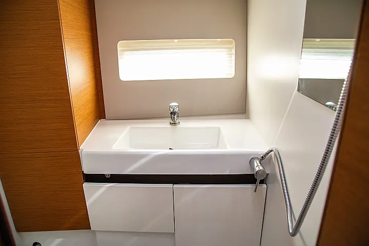 Sun Odyssey 490 4 cabins - 