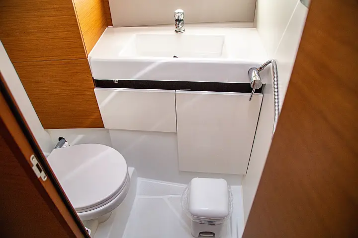 Sun Odyssey 490 4 cabins - 