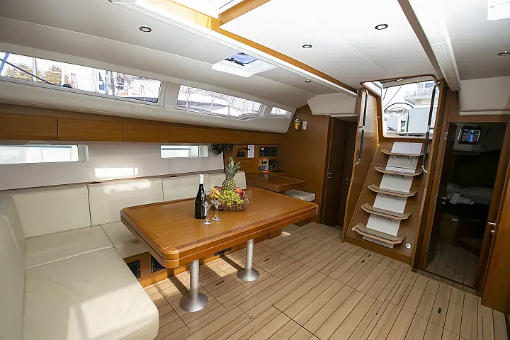 Jeanneau 54 - 