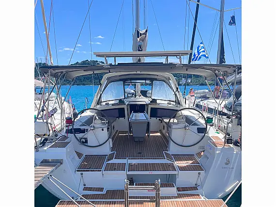 Oceanis 48