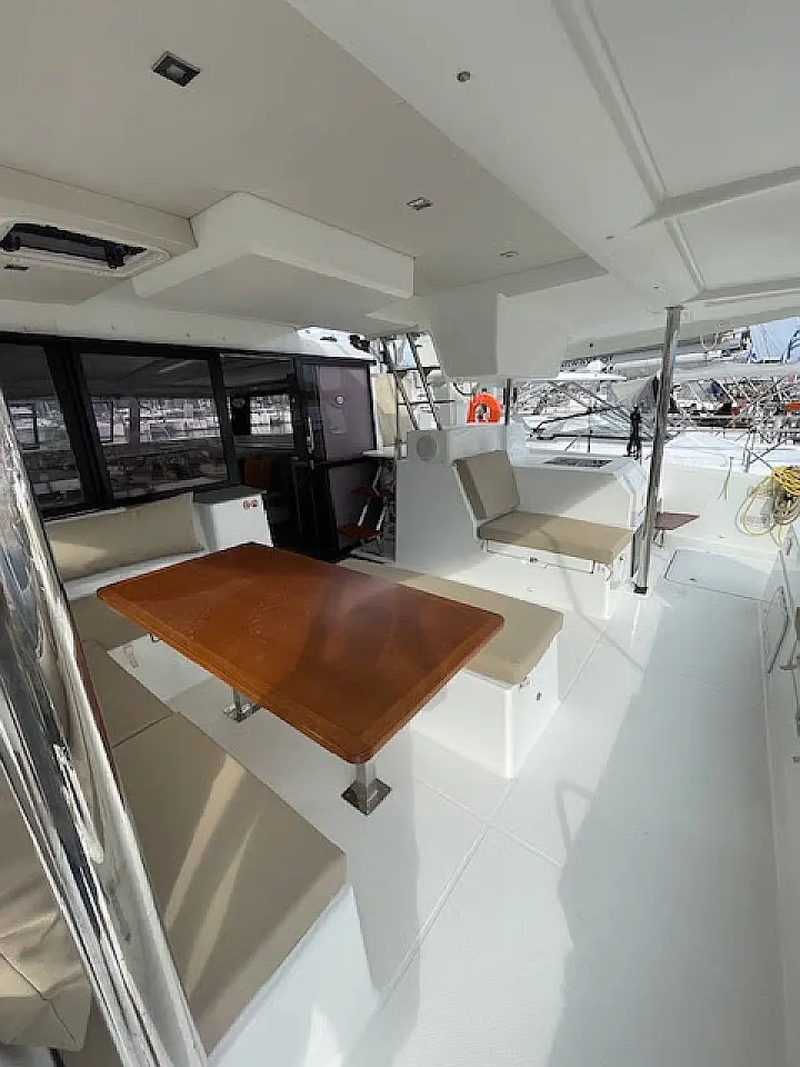 Saona 47 - 5 cabin version - 