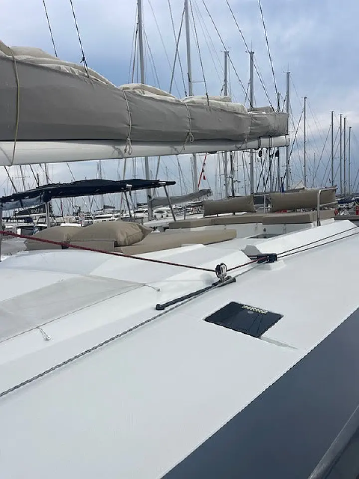 Saona 47 - 5 cabin version - 