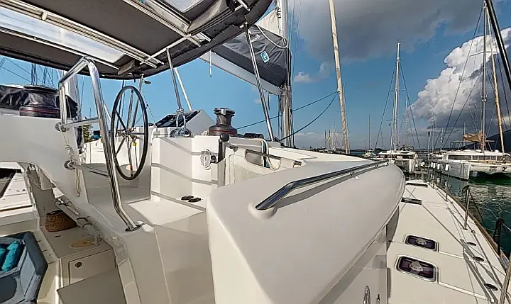 Lagoon 450 Fly - 