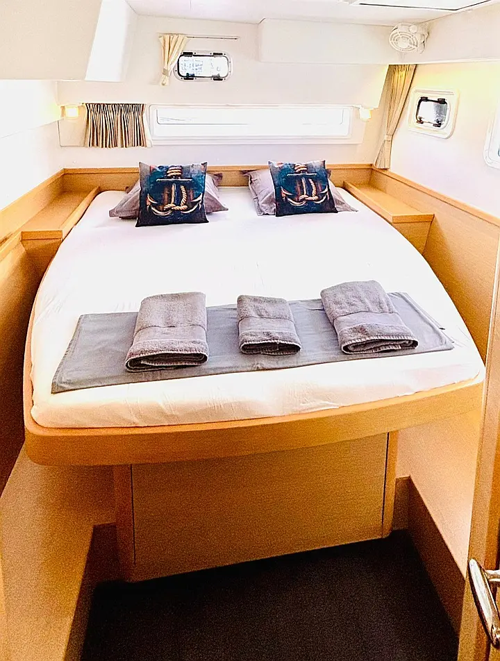 Lagoon 42 - Cabin