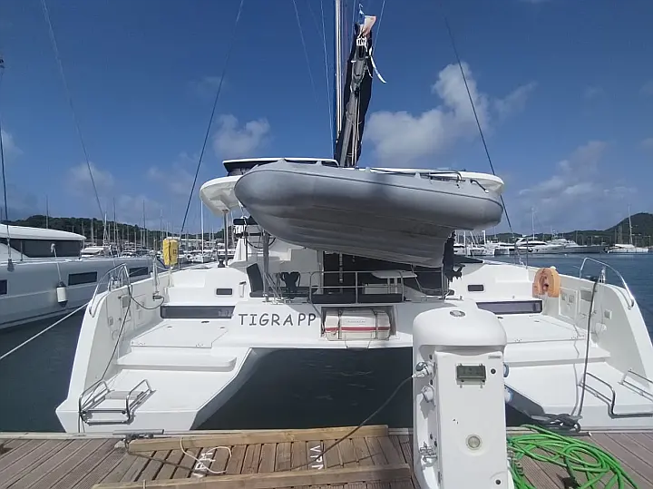 Lagoon 42 - 