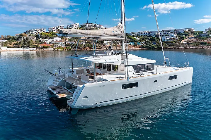 Lagoon 52F - 
