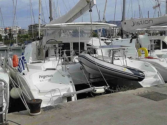 Lagoon 380 S2
