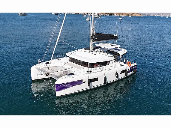 Lagoon 42