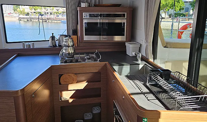 Lagoon 42 - 