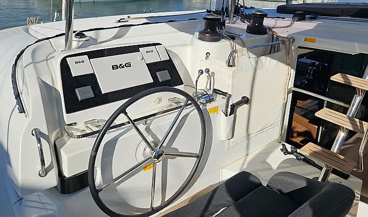 Lagoon 42 - 
