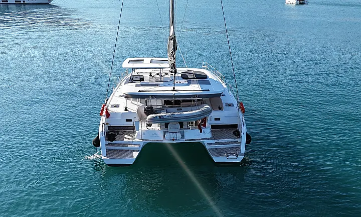 Lagoon 42 - 