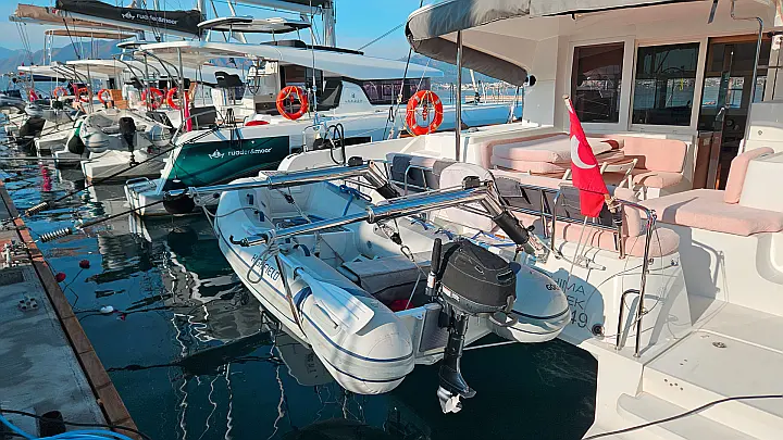 Lagoon 40 - 