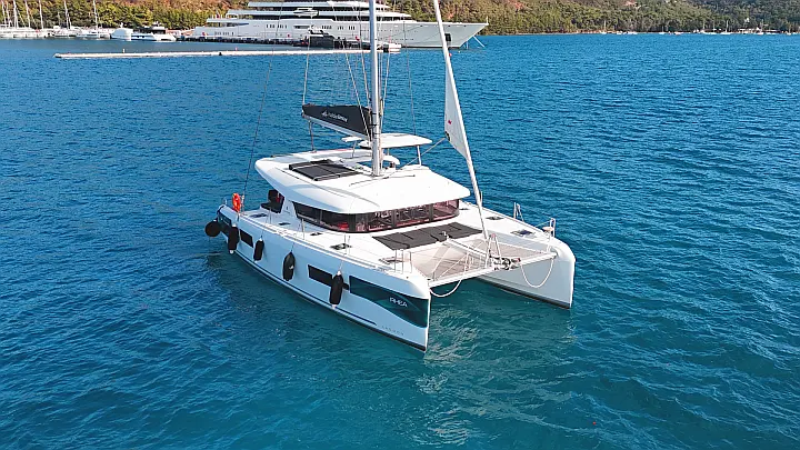 Lagoon 42 - 