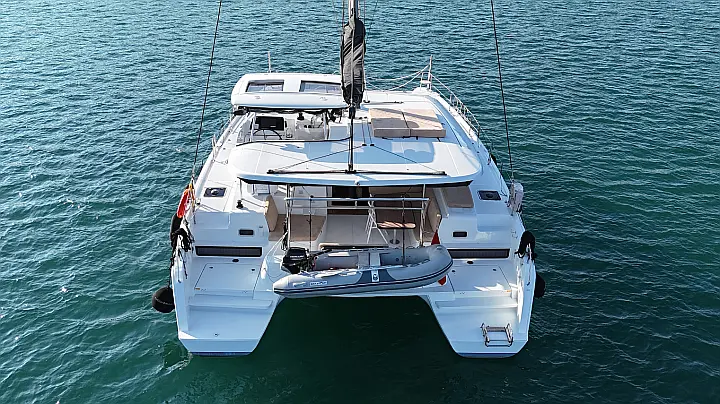 Lagoon 42 - 