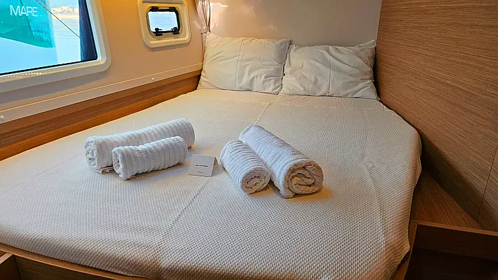 Lagoon 42 - 