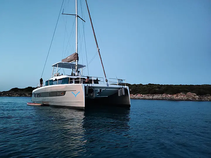 Dufour Catamaran 48 - 