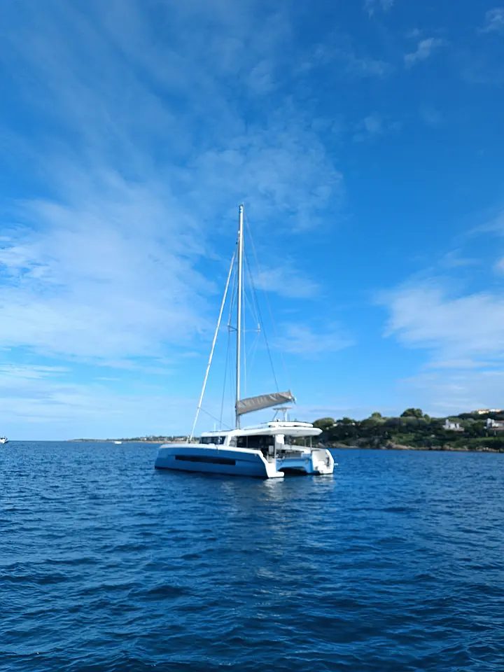 Dufour Catamaran 48 - 