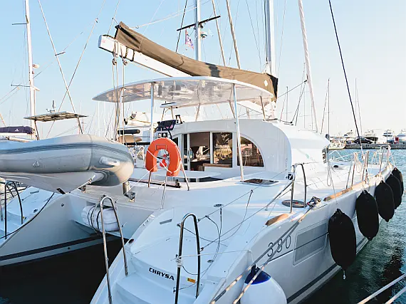 Lagoon 380
