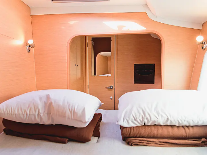 Lagoon 380 - 