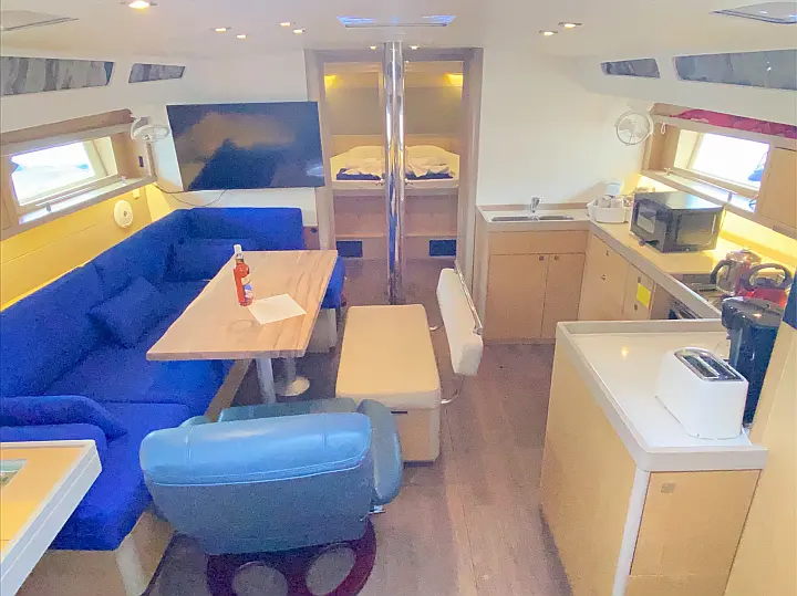 Beneteau Oceanis 48 (Owner's version) - 