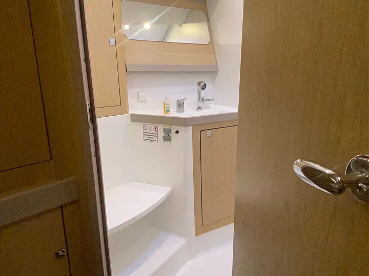 Beneteau Oceanis 48 (Owner's version) - 