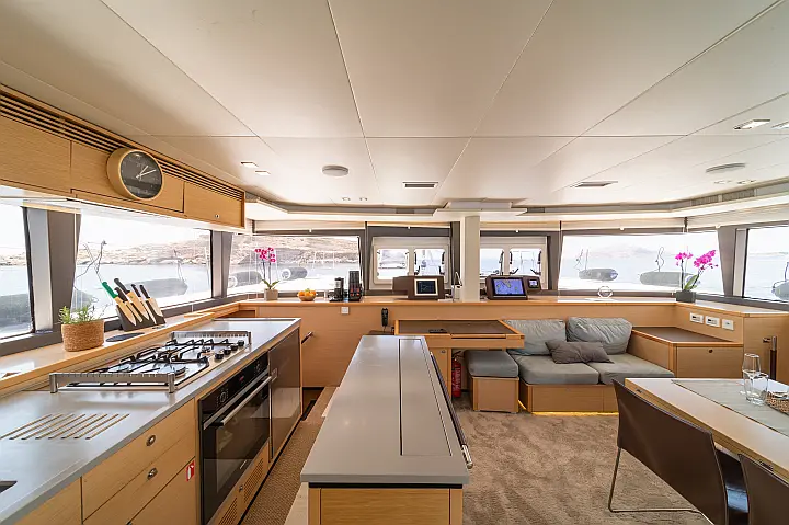 Lagoon 560 - 
