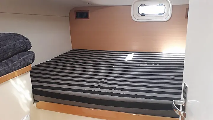 Leopard 4300 - sterncabin2