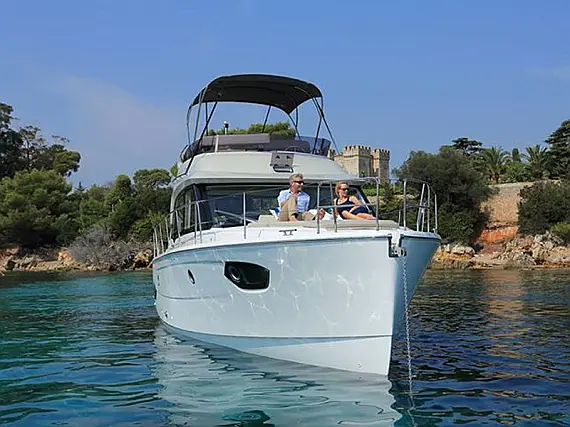 Bavaria E40 Fly