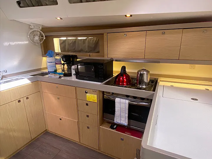 Beneteau Oceanis 48 (Owner's version) - 