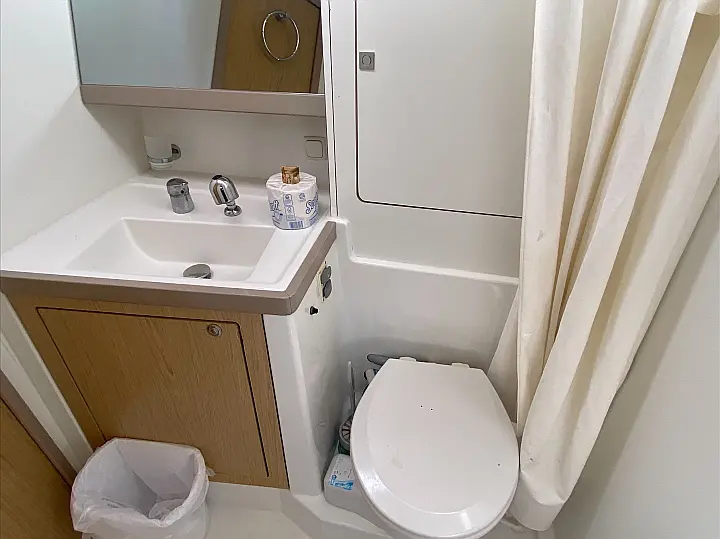 Beneteau Oceanis 48 (Owner's version) - 