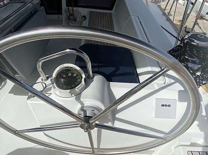 Beneteau Oceanis 48 (Owner's version) - 