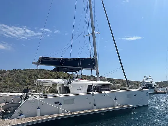 Lagoon 450 Fly