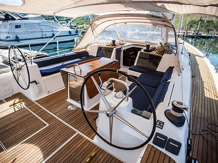 Dufour 56 Exclusive - 