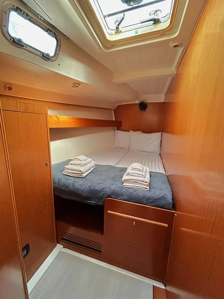Cyclades 50.5 - 