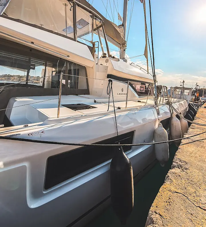 Lagoon 51 - 