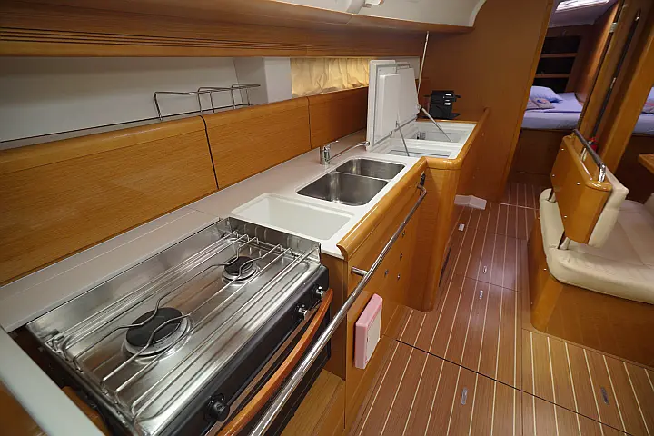 Sun Odyssey 44 i - 