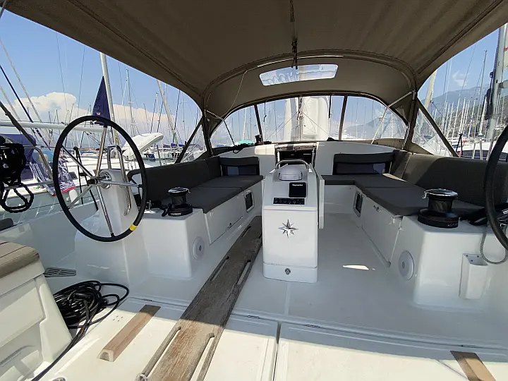 Sun Odyssey 490 - 