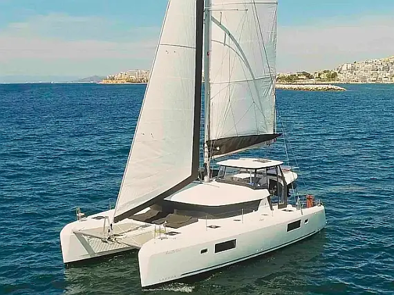 Lagoon 42 (4+1)