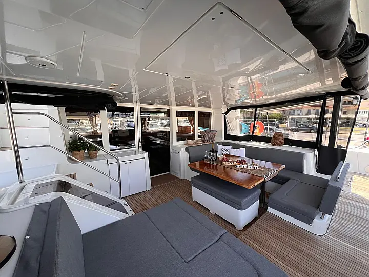 Lagoon 52F - 