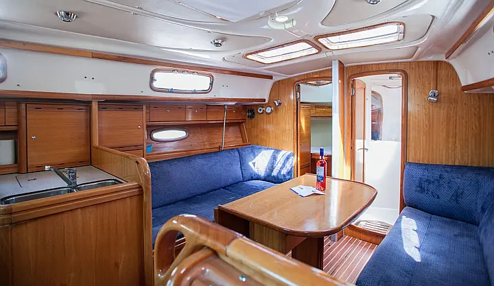 Bavaria 37 Cruiser - 