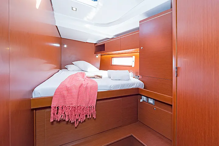 Oceanis 51.1 (5+1 cab) - 