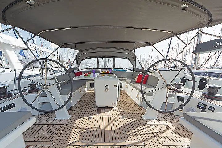 Oceanis 51.1 (5+1 cab) - 