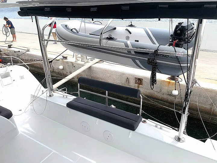 Lagoon 42 - 
