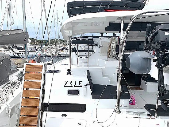Lagoon 42 - 
